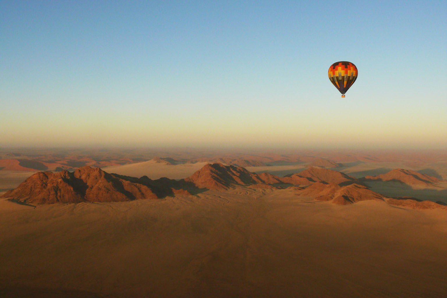 andbeyond sossusvlei-desert-lodge-hot-air-ballooning safari - namibia destination