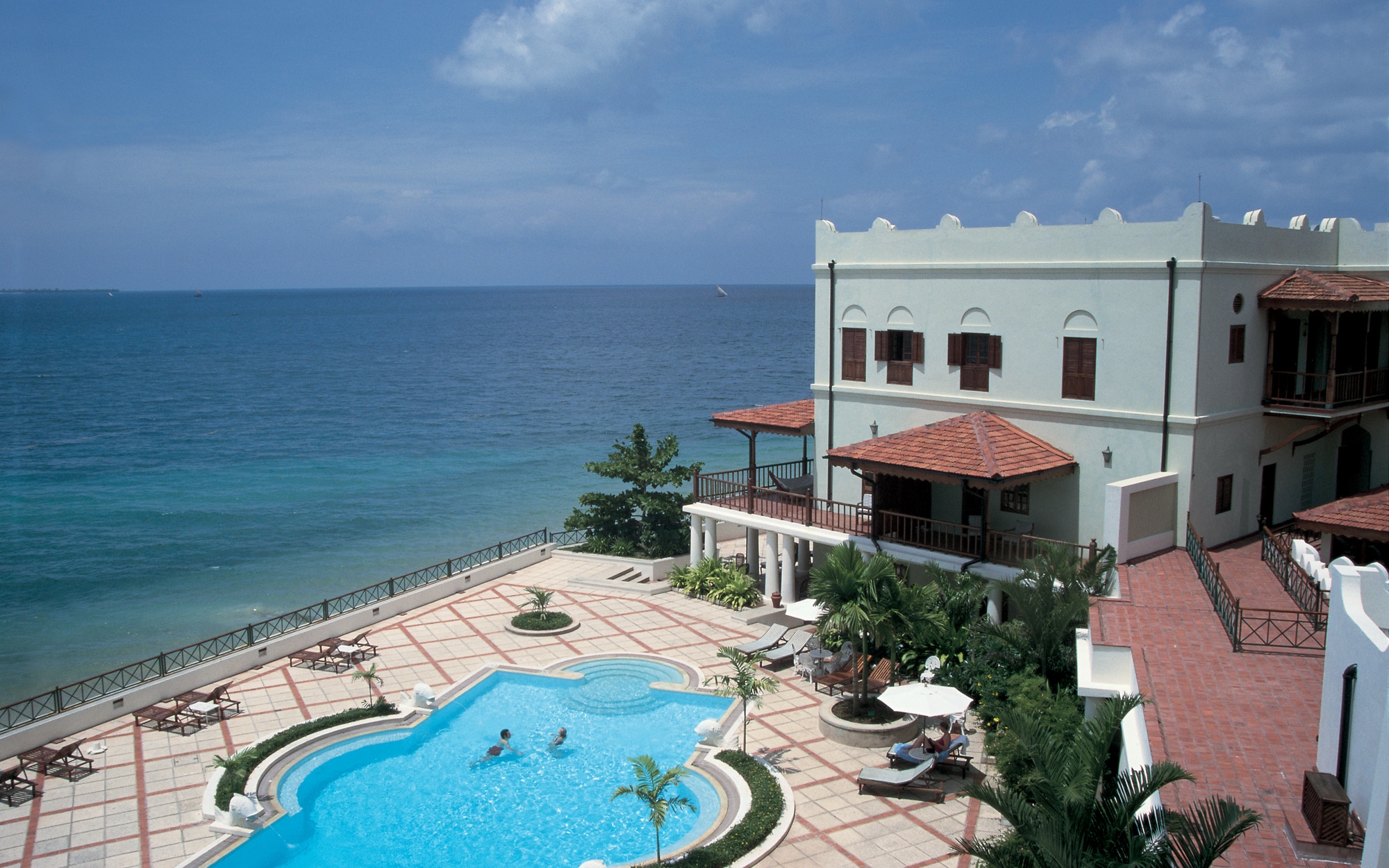 Zanzibar_Serena-Hotel_swimming_pool_seaview- Zanzibar_Destination